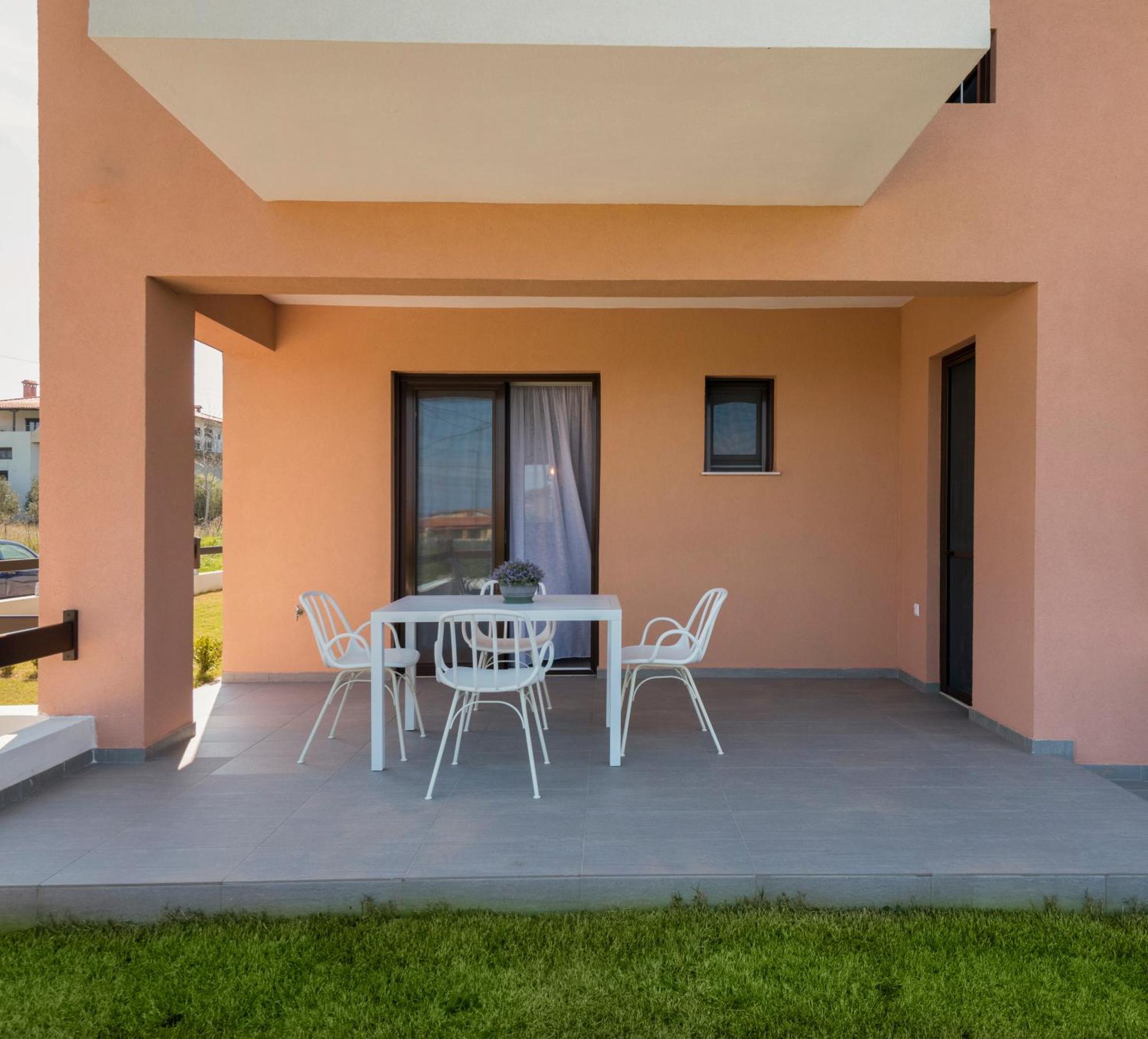 Melia Villas Ierissos Room photo